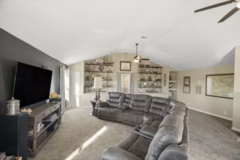 6717 E Benton Rd, Springfield, TN 37172 photo 15