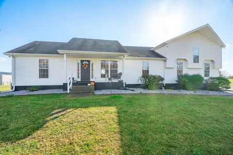 6717 E Benton Rd, Springfield, TN 37172 photo 5