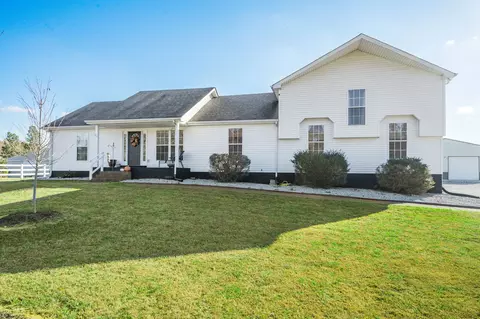 6717 E Benton Rd, Springfield, TN 37172
