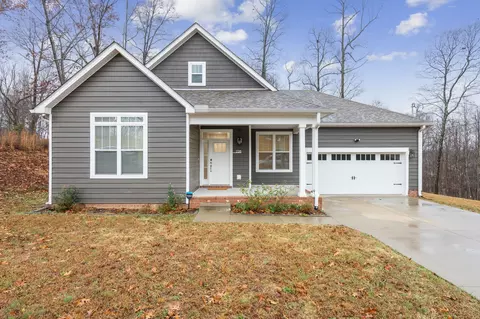 228 Stephen St, Dickson, TN 37055