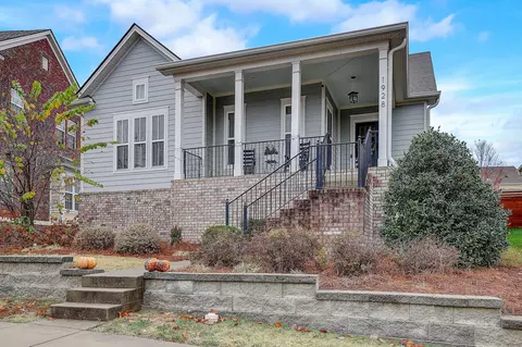 1928 Grace Point Ln, Nolensville, TN 37135
