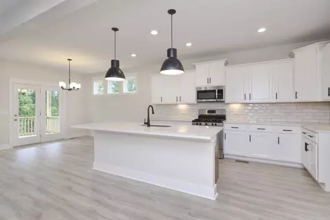 79 Remington Rd, Lebanon, TN 37090