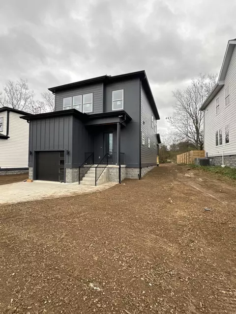 1604 E Stewarts Ln, Nashville, TN 37218