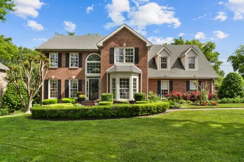 2587 Hedgerow Ln, Clarksville, TN 37043