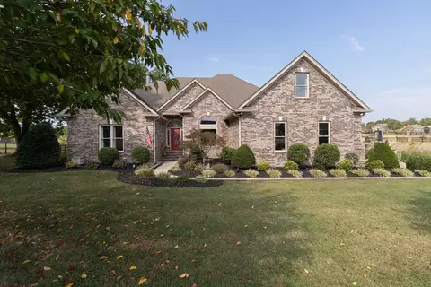 4024 Pleasant Gate Ln, Columbia, TN 38401