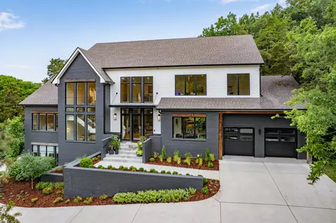 4530 Beacon Dr, Nashville, TN 37215