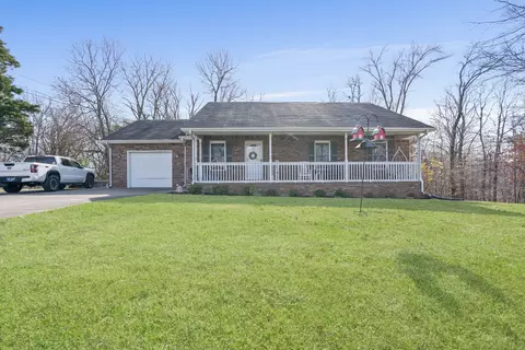 840 Old Dunbar Cave Rd, Clarksville, TN 37043