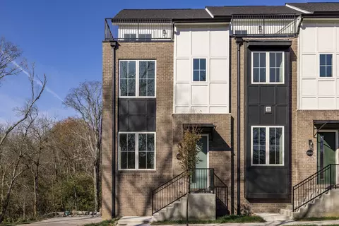 2040 Mckinley St, Nashville, TN 37207