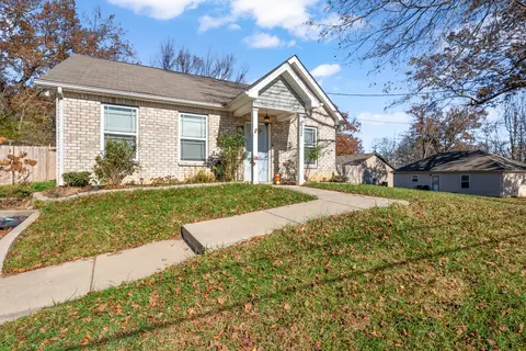 602 Crain Ave, Springfield, TN 37172 photo 2