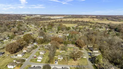 602 Crain Ave, Springfield, TN 37172 photo 4