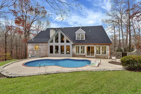 212 Scenic Dr, Dickson, TN 37055