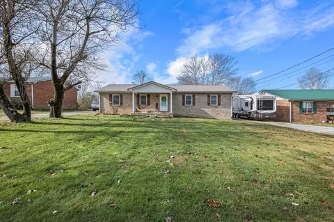 819 Double Springs Rd, Cookeville, TN 38501