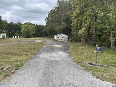 8705 Manchester Hwy, Morrison, TN 37357