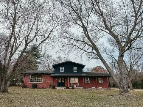 2252 Barfield Rd, Murfreesboro, TN 37128