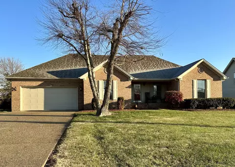 632 Ashbury Cir, Hopkinsville, KY 42240