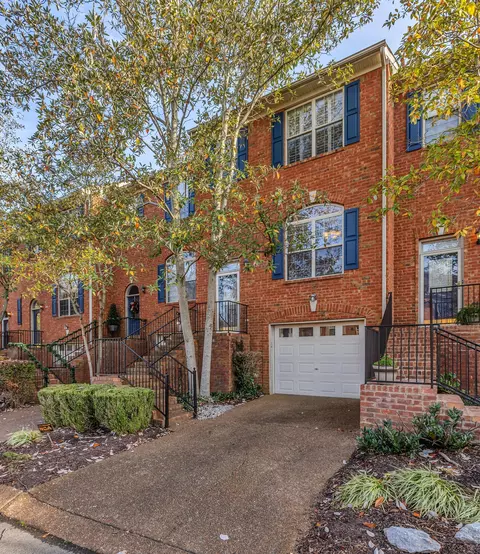 130 Carriage Ct, Brentwood, TN 37027