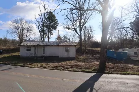 1675 Allensville Rd, Sevierville, TN 37876