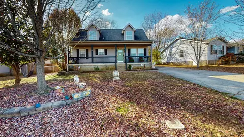 107 Natchez Ct S, La Vergne, TN 37086