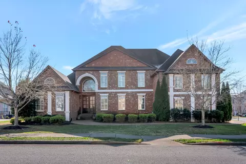 1010 Harlequin Blvd, Hendersonville, TN 37075