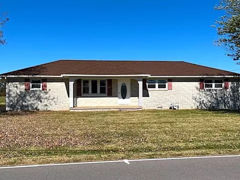 1291 Union Camp Rd, Lafayette, TN 37083