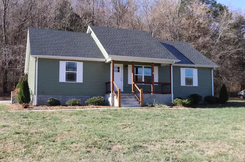 114 Leo Whitley Rd, Lafayette, TN 37083