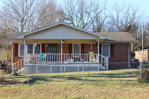 425 Colyar St, Tracy City, TN 37387