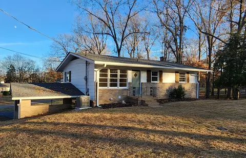 270 Woodland Acres Rd, Paris, TN 38242