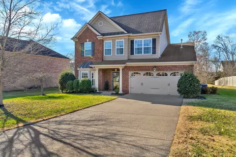 200 Remington Ave, Gallatin, TN 37066