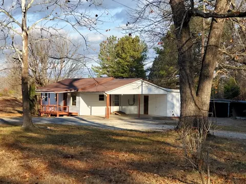 4308 Mount Carmel Rd, Camden, TN 38320