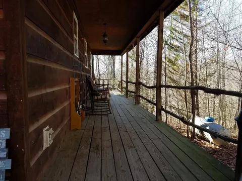 690 Mirror Lake Rd, Dunlap, TN 37327 photo 4