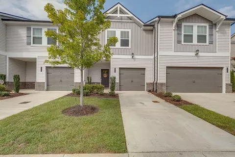 1213 W End Station Dr, Lebanon, TN 37087