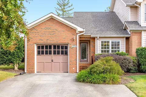 2514 Saint Lucie Ct, Chattanooga, TN 37421