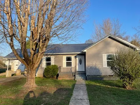 409 England St E, Cowan, TN 37318
