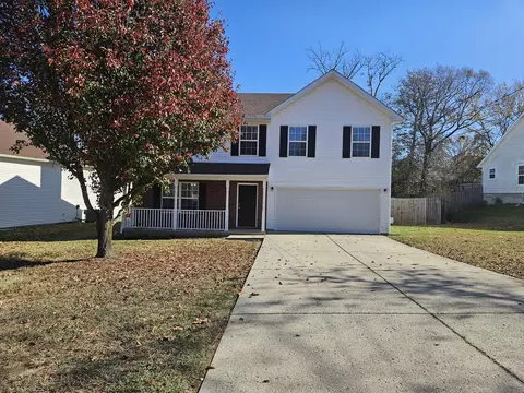 1535 Waxman Dr, La Vergne, TN 37086