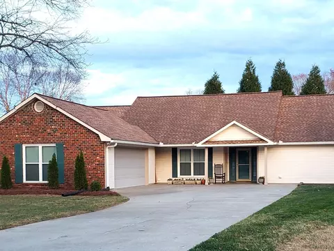 608 Hunt Ct, Franklin, TN 37064