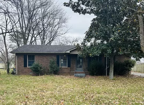 1923 Bartway Dr, Murfreesboro, TN 37130