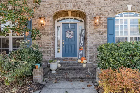 Exterior - 242 Foundry Cir, Murfreesboro, TN 37128 photo 2 of 6