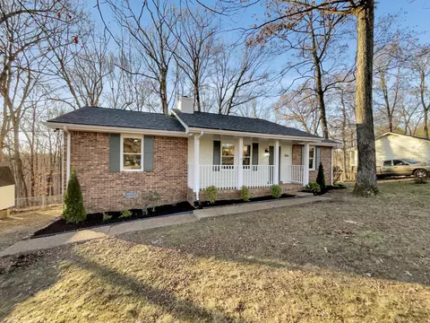1006 Tyree Ct S, White House, TN 37188