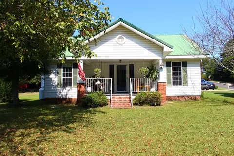 703 Fort St W, Chatsworth, GA 30705