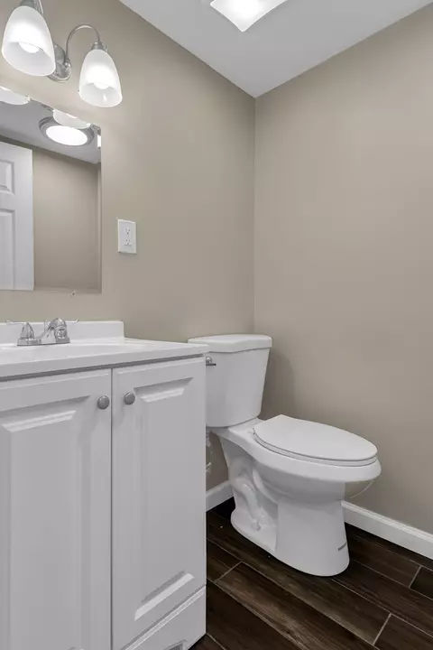 300 Spring St, Dickson, TN 37055 photo 32