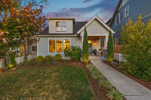 519 Acklen Park Dr, Nashville, TN 37205