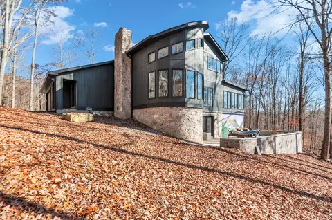 5233 Pine Hill Rd, Nashville, TN 37221