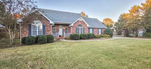 1906 Haynes Dr, Murfreesboro, TN 37129