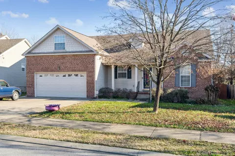 129 Vintage Cir, Hendersonville, TN 37075