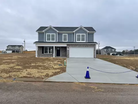36 Frost St, Decherd, TN 37324