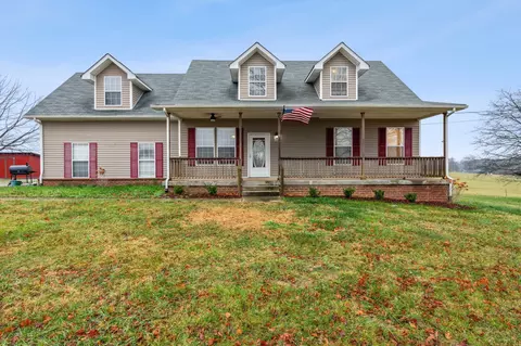 2943 Woods Rd, Springfield, TN 37172