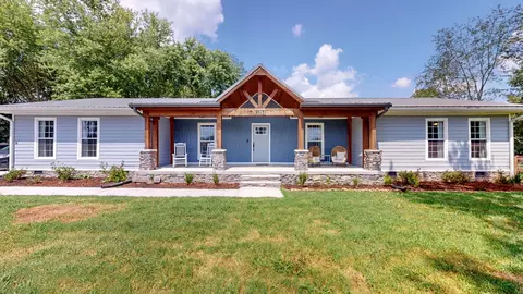 2017 Elkwood Section Rd, Hazel Green, AL 35750