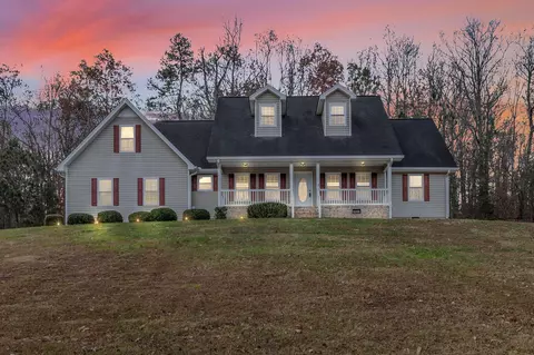 11 Stonecrest Dr, Rock Spring, GA 30739