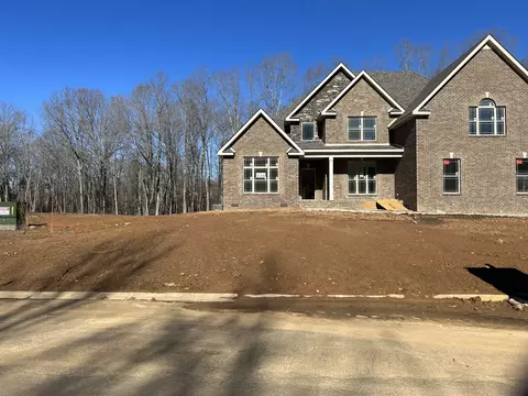120 Reda Ests, Clarksville, TN 37042