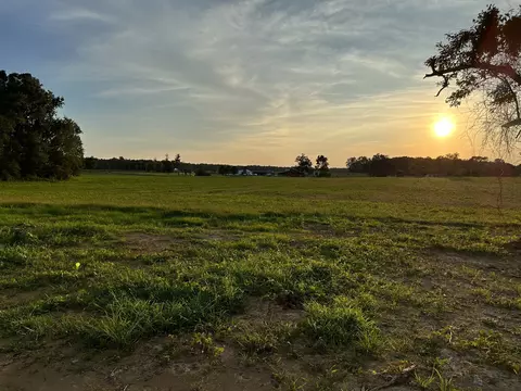 1121 Spry Rd, Bradyville, TN 37026